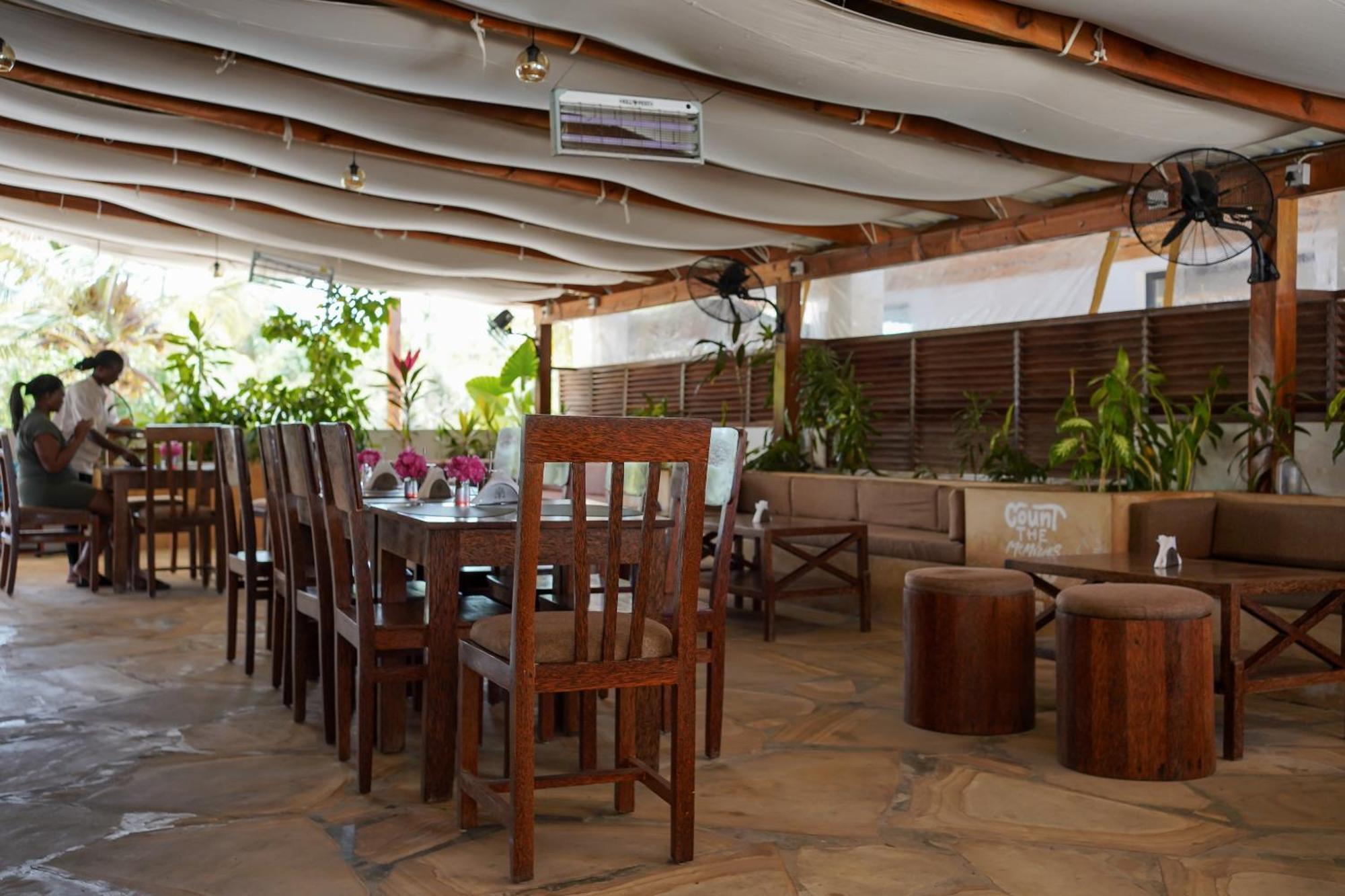 The Bali Resort Zanzibar Pingwe Bagian luar foto