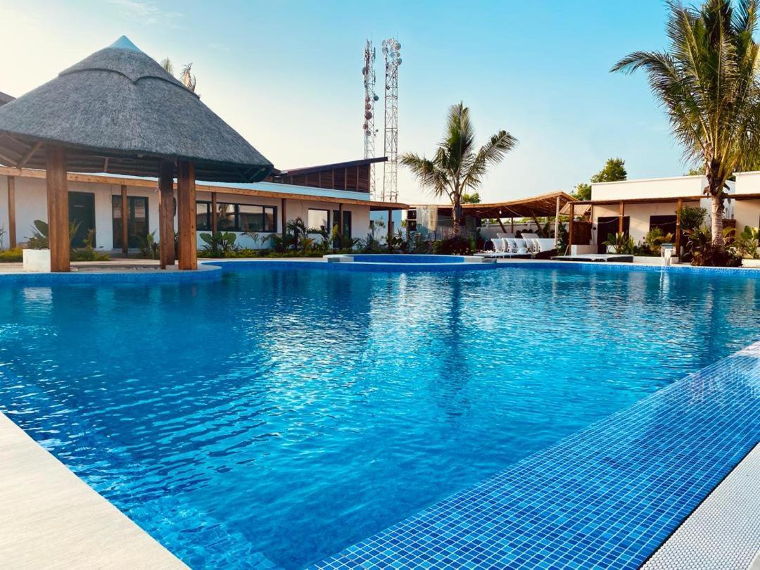 The Bali Resort Zanzibar Pingwe Bagian luar foto
